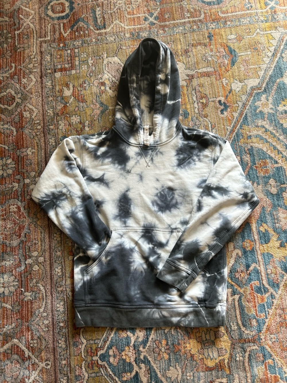 lululemon athletica women’s Tie-Dye Crewneck Hoodie - Black & White